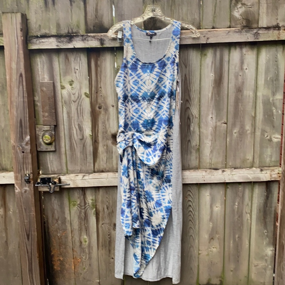 Sleeveless Blue Tie-Dye Maxi Dress with Front Knot